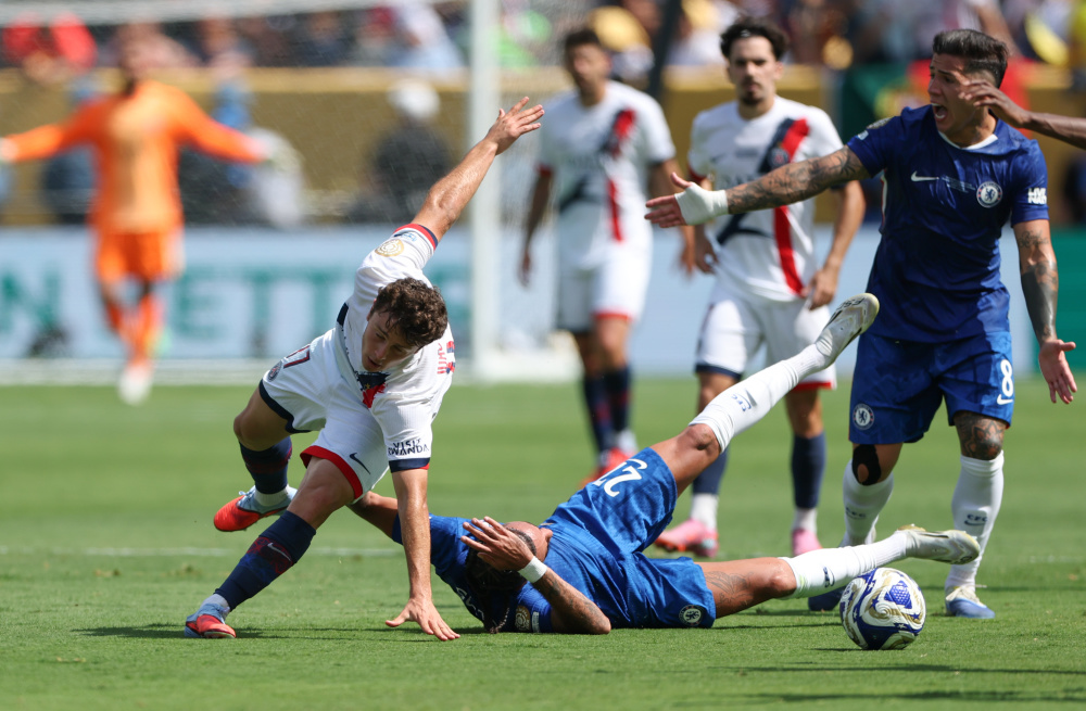 羽毛球一直 羽毛球一直