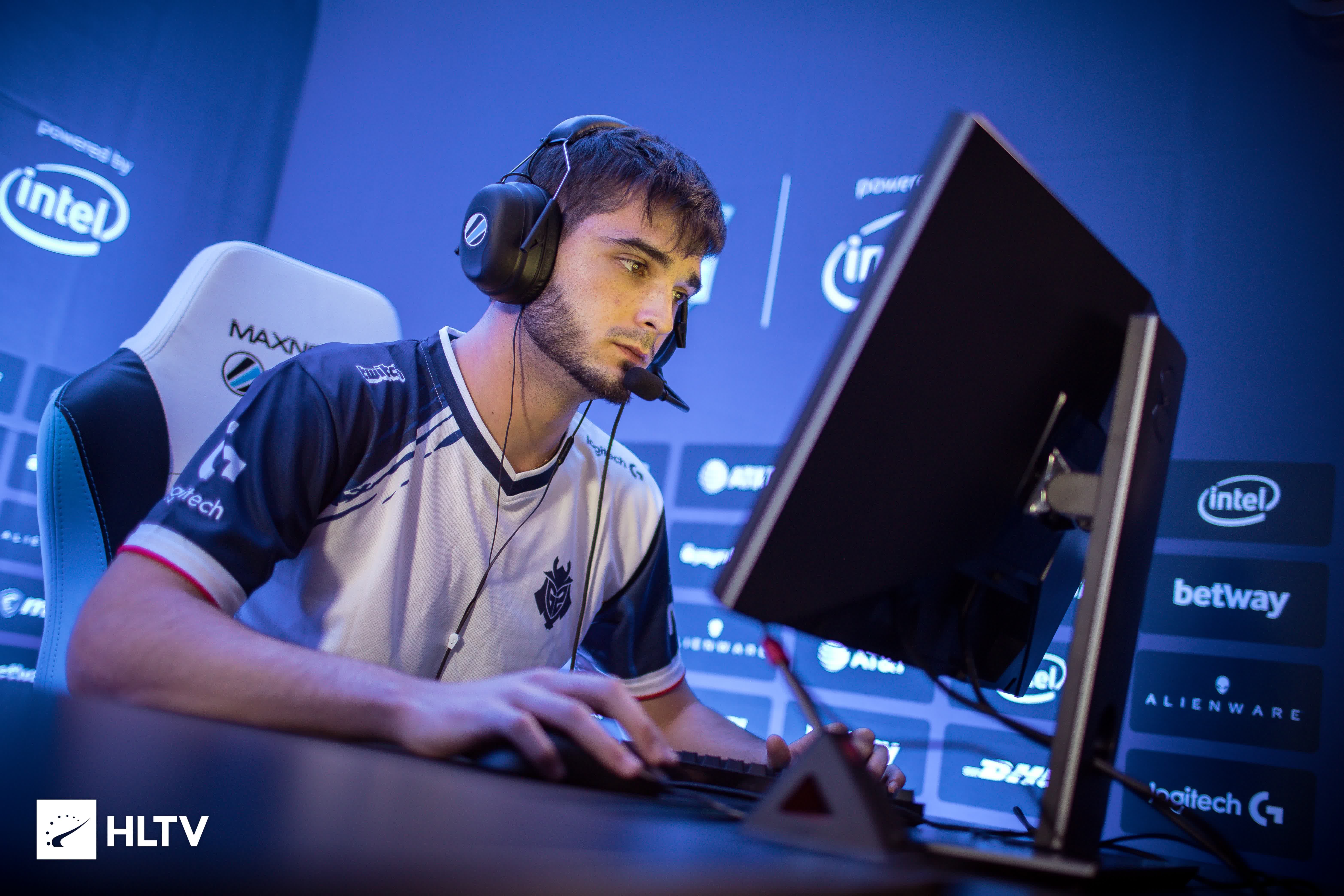 秀的加盟 秀的加盟