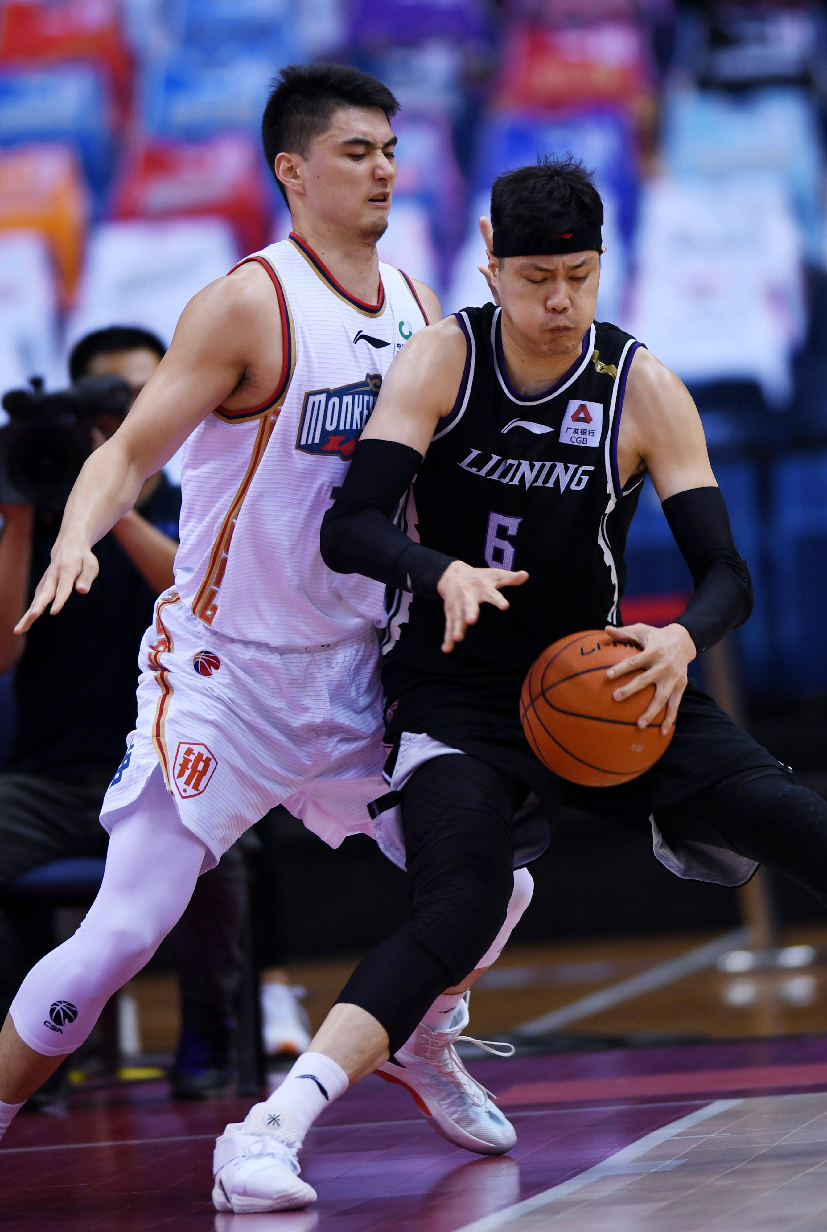 更是精彩纷 更是精彩纷