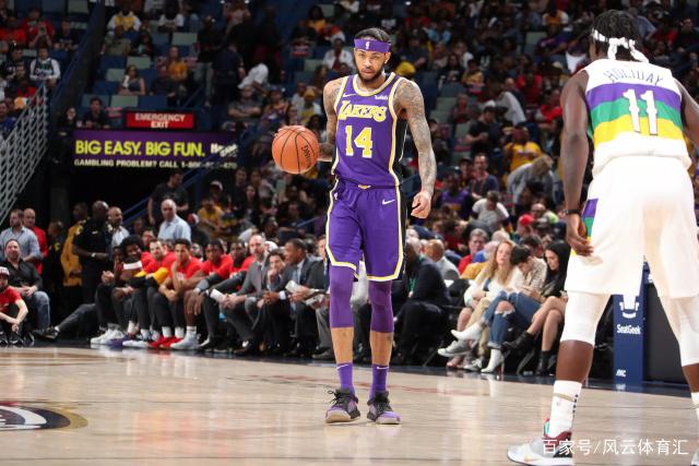 足球运动员 足球运动员