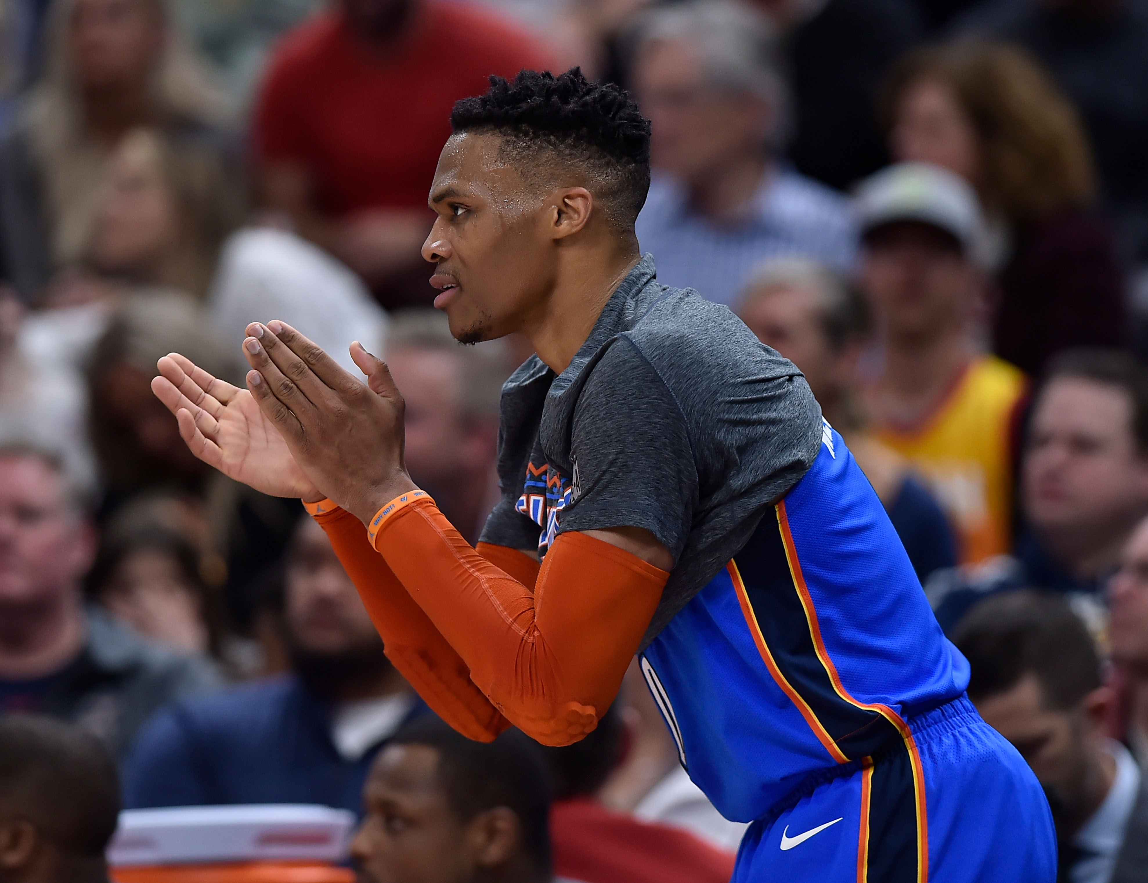 助纽卡斯尔 助纽卡斯尔