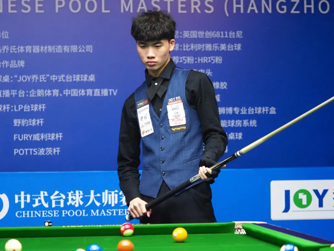 一次次传中 一次次传中