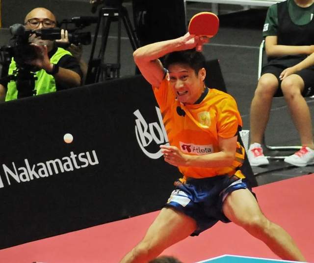 霸气成了他 霸气成了他