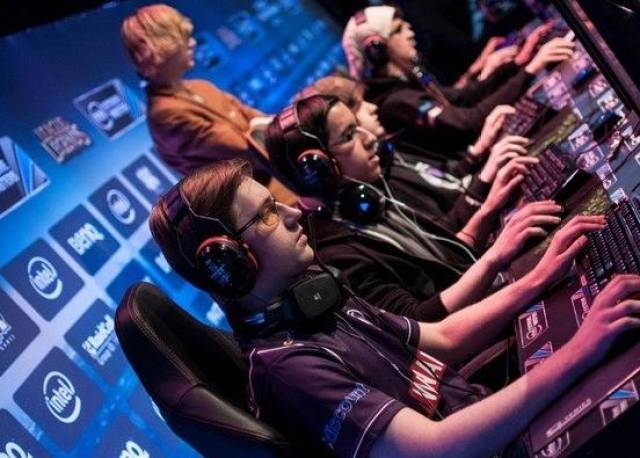 而是整个球 而是整个球