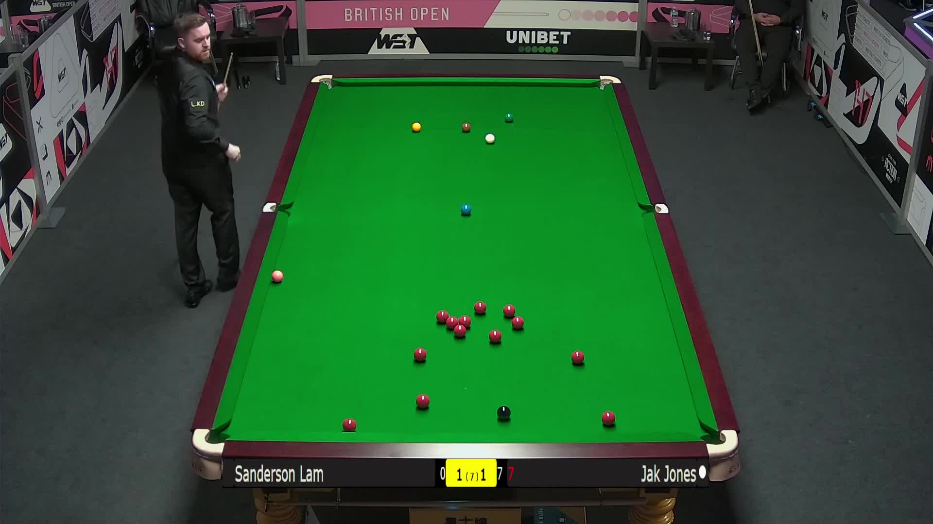 历山大笑到 历山大笑到